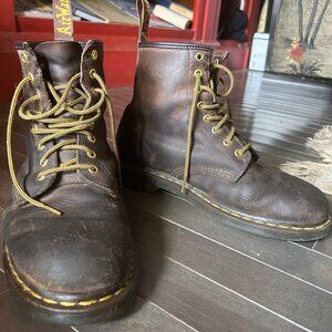 1460 Crazy Horse Leather Lace Up Boots in Brown